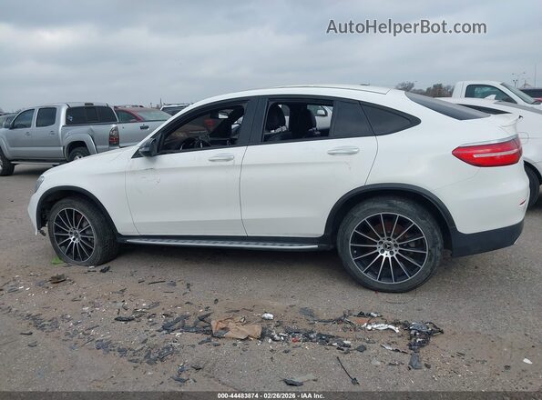 WDC0J4KB9JF321921 2018 MERCEDES-BENZ GLC 300 COUPE White Вид задньої частини салону