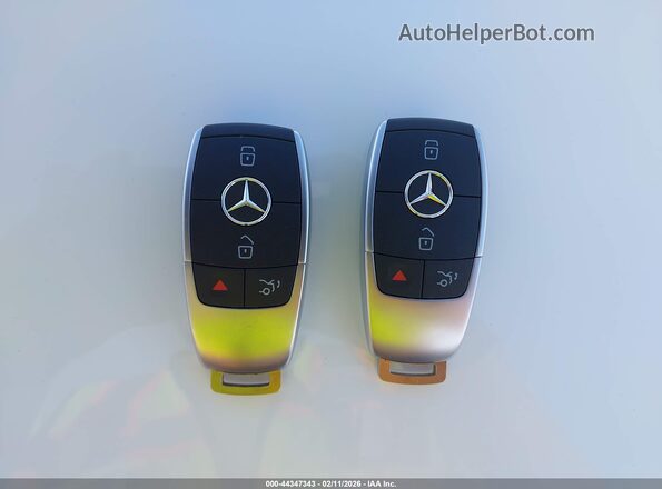 WDC0J8EB4LF709631 2020 MERCEDES-BENZ GLC 300 COUPE White Widok deski rozdzielczej
