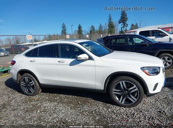 WDC0J8EB4LF709631 2020 MERCEDES-BENZ GLC 300 COUPE White Widok wnętrza 360 stopni