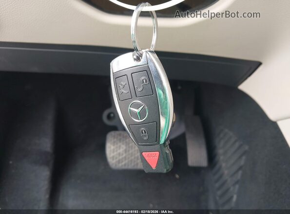 WDCTG4EB0JJ399928 2018 MERCEDES-BENZ GLA 250 Белый Вид панели приборов