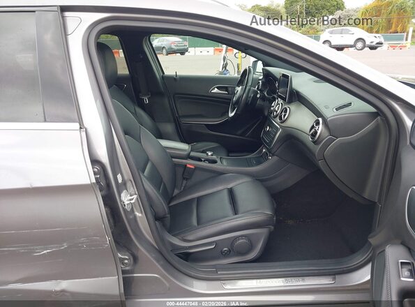 WDCTG4EB1GJ198371 2016 MERCEDES-BENZ GLA 250 Gray Vista interior delantera