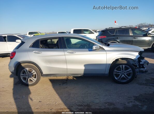 WDCTG4EB3KU003510 2019 MERCEDES-BENZ GLA 250 Silver Widok zestawu wskaźników