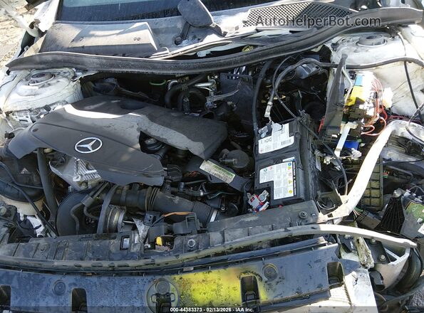 WDCTG4EB7GJ224889 2016 MERCEDES-BENZ GLA 250 White Rear view