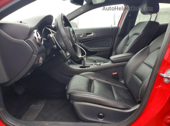 WDCTG4EB8LU021759 2020 MERCEDES-BENZ GLA Red Front interior view
