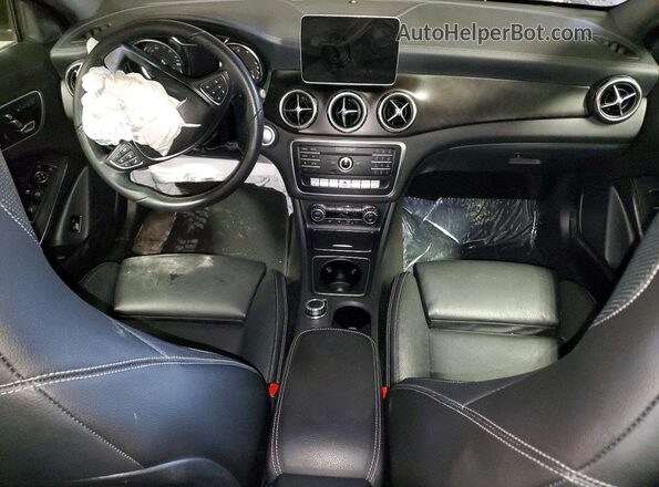 WDCTG4EB8LU028727 2020 MERCEDES-BENZ GLA Черный Вид панели приборов
