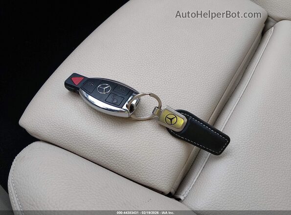 WDCTG4GB1LU024385 2020 MERCEDES-BENZ GLA 250 White Вид панелі приладів