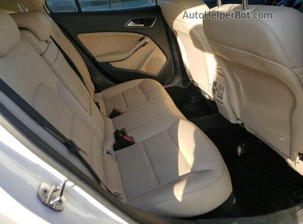 WDCTG4GB2LJ651260 2020 MERCEDES-BENZ GLA White 