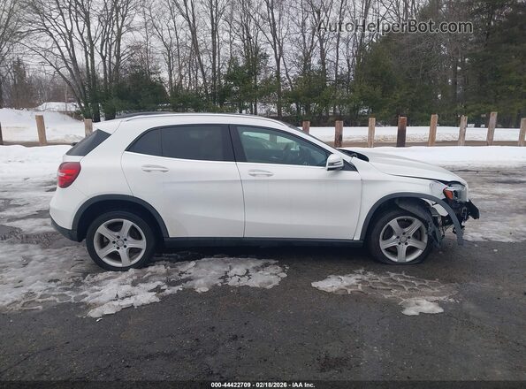 WDCTG4GB5LJ658865 2020 MERCEDES-BENZ GLA 250 White Widok wnętrza 360 stopni