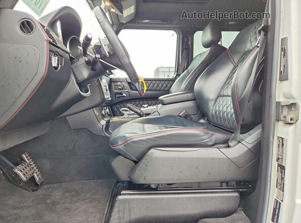WDCYC7DH8JX292468 2018 MERCEDES-BENZ G-CLASS Белый Вид салона спереди
