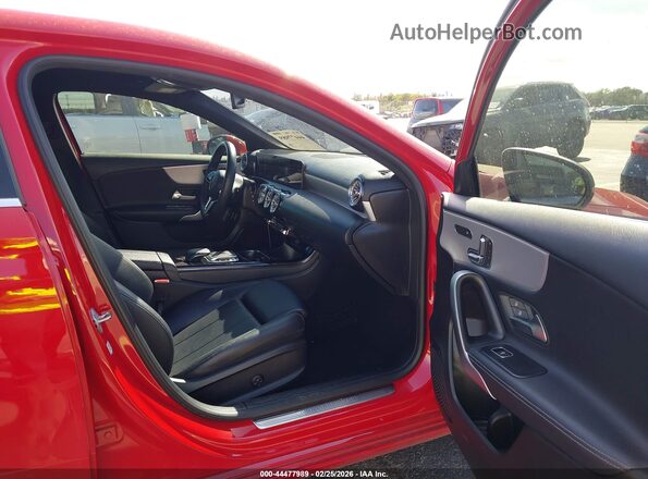 WDD3G4EB2LW038153 2020 MERCEDES-BENZ A 220 Red Սալոնի դիմացի տեսք