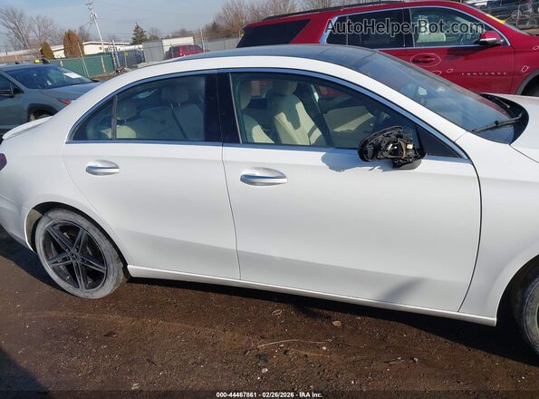 WDD3G4FB1KW010597 2019 MERCEDES-BENZ A 220 White 