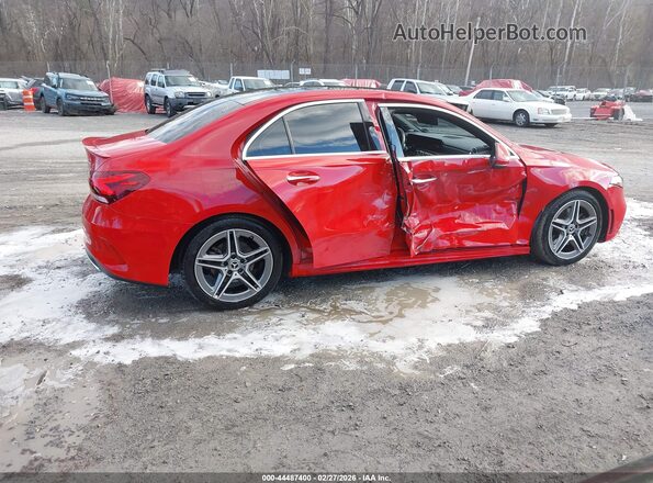 WDD3G4FB3KW019415 2019 MERCEDES-BENZ A 220 Red Vista interior trasera