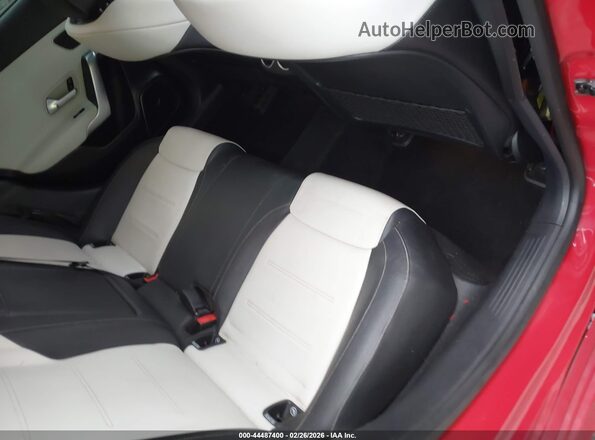 WDD3G4FB3KW019415 2019 MERCEDES-BENZ A 220 Red Vista de la etiqueta del VIN
