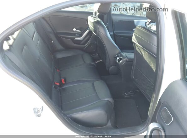 WDD3G4FB5KW019271 2019 MERCEDES-BENZ A 220 White Widok naklejki z numerem VIN