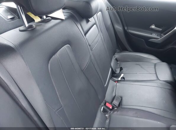 WDD3G4FB9KW009181 2019 MERCEDES-BENZ A 220 Silver Widok naklejki z numerem VIN
