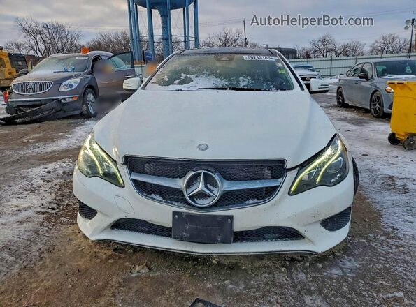 WDDKJ6FB3GF315535 2016 MERCEDES-BENZ E White Widok z przodu