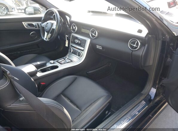 WDDPK3JA0GF124896 2016 MERCEDES-BENZ SLK 300 Black Вид салону спереду