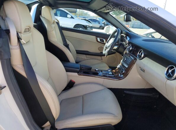 WDDPK3JA1JF151600 2018 MERCEDES-BENZ SLC White 