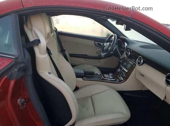 WDDPK3JA2JF149385 2018 MERCEDES-BENZ SLC Красный 