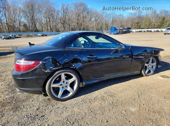 WDDPK5HA9GF120623 2016 MERCEDES-BENZ SLK Black Tył prawy