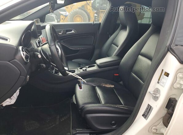 WDDSJ4EB2HN416045 2017 MERCEDES-BENZ CLA-CLASS White Вид салону спереду