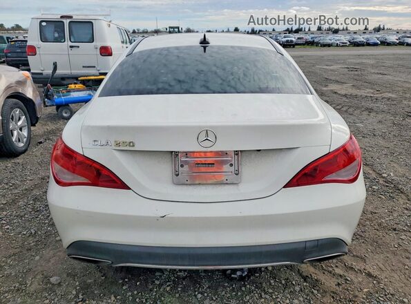 WDDSJ4EB2HN416045 2017 MERCEDES-BENZ CLA-CLASS White Вид ззаду