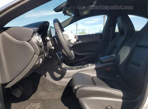 WDDSJ4EB5KN704813 2019 MERCEDES-BENZ CLA-CLASS White 