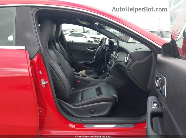 WDDSJ4EB9JN605362 2018 MERCEDES-BENZ CLA 250 Red Vista interior delantera