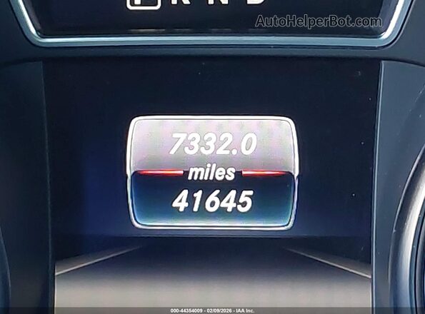 WDDSJ5CB3GN345557 2016 MERCEDES-BENZ AMG CLA 45 Белый Вид задних сидений