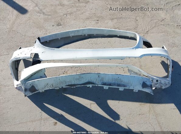 WDDSJ5CB4JN568181 2018 MERCEDES-BENZ AMG CLA 45 White Instrument cluster view