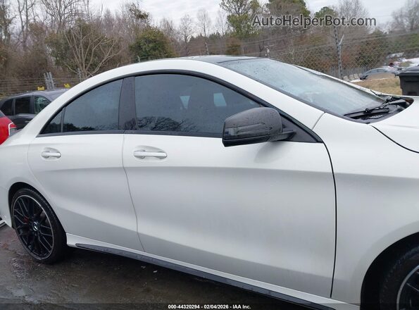 WDDSJ5CB6JN547820 2018 MERCEDES-BENZ AMG CLA 45 White Rear interior view