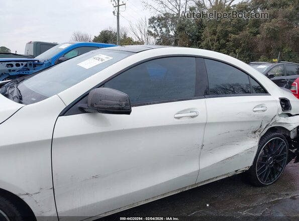 WDDSJ5CB6JN547820 2018 MERCEDES-BENZ AMG CLA 45 White 360 interior view