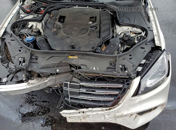 WDDUG8DB2JA412378 2018 MERCEDES-BENZ S White უკანა სალონის ხედი