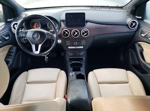 WDDVP9AB0HJ014689 2017 MERCEDES-BENZ B-CLASS Blue Սարքավորումների վահանակի տեսք