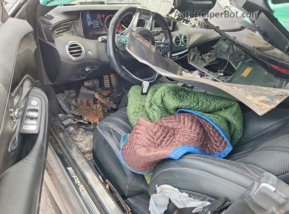 WDDXJ8JB5JA033846 2018 MERCEDES-BENZ S Серебряный Вид панели приборов