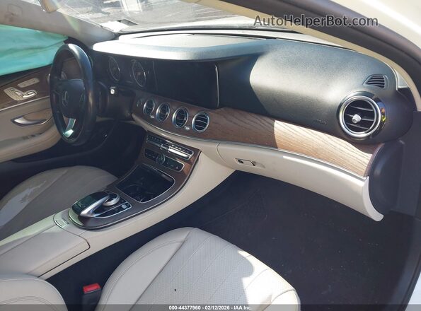 WDDZF4JB2JA306762 2018 MERCEDES-BENZ E-CLASS White Vista interior delantera