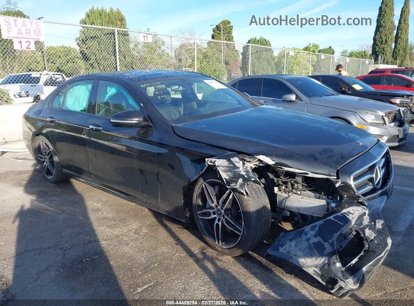 WDDZF4JB4KA488482 2019 MERCEDES-BENZ E-CLASS Black Вид задньої частини салону
