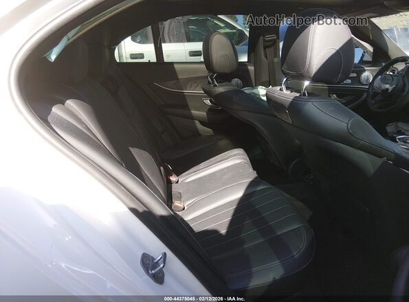 WDDZF4JB5JA345152 2018 MERCEDES-BENZ E-CLASS White VIN կոդի պիտակի տեսք