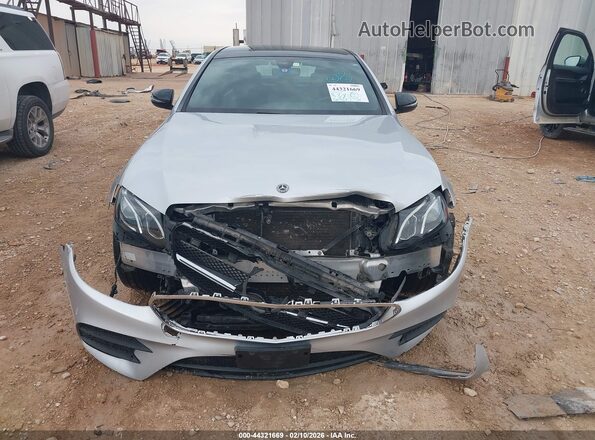 WDDZF4JB9JA469862 2018 MERCEDES-BENZ E-CLASS Silver Vista del cuadro de instrumentos
