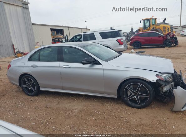 WDDZF4JB9JA469862 2018 MERCEDES-BENZ E-CLASS Silver Vista interior trasera