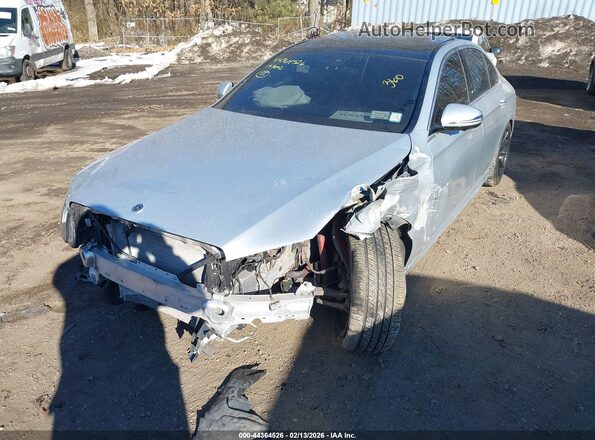 WDDZF4JB9KA502148 2019 MERCEDES-BENZ E-CLASS Серебряный Вид спереди