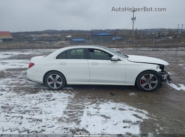 WDDZF4KB9JA378122 2018 MERCEDES-BENZ E-CLASS White Vista interior de 360 grados