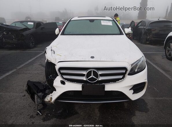 WDDZF6JB2KA569427 2019 MERCEDES-BENZ E-CLASS White ხელსაწყოთა პანელის ხედი