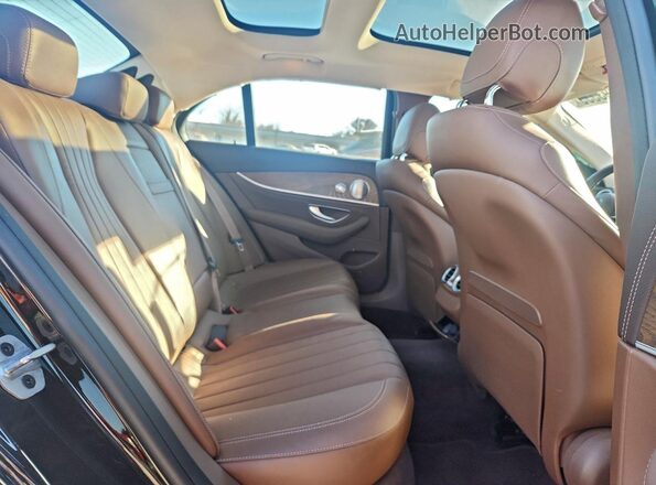 WDDZF8EB8LA748448 2020 MERCEDES-BENZ E Черный Вид задних сидений