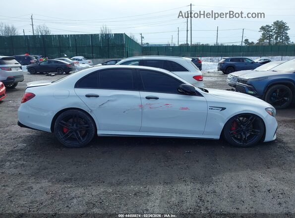 WDDZF8KB1KA515918 2019 MERCEDES-BENZ AMG E 63 White Rear interior view