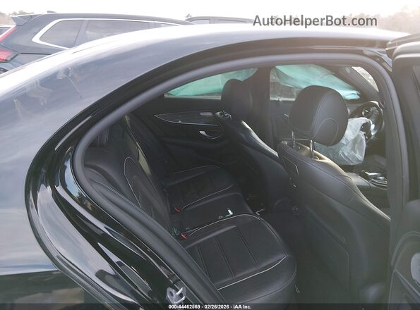 WDDZF8KB6KA562538 2019 MERCEDES-BENZ AMG E 63 Beige VIN კოდის სტიკერის ხედი