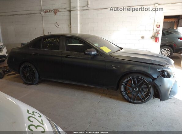 WDDZF8KBXLA720221 2020 MERCEDES-BENZ AMG E 63 Black Սալոնի 360 աստիճան տեսք