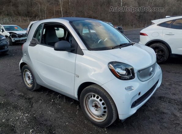 WMEFJ5DA4GK083990 2016 SMART FORTWO Серебряный Передняя правая четверть