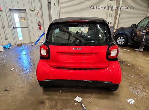 WMEFJ9BA7HK226779 2017 SMART FORTWO Red Vista trasera
