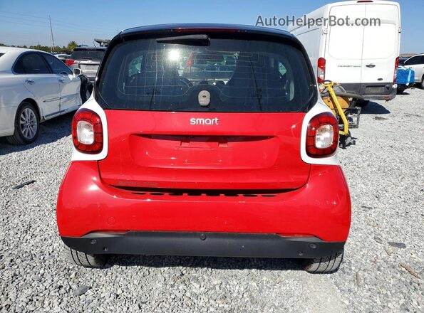 WMEFJ9BAXJK280924 2018 SMART FORTWO White Հետևի տեսք